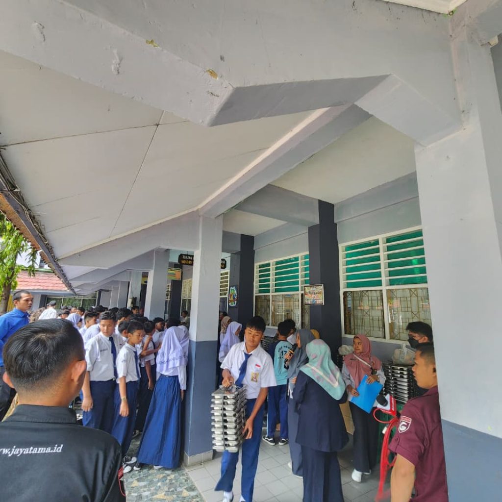 WhatsApp Image 2025-10-20 at 09.32.54 (1)