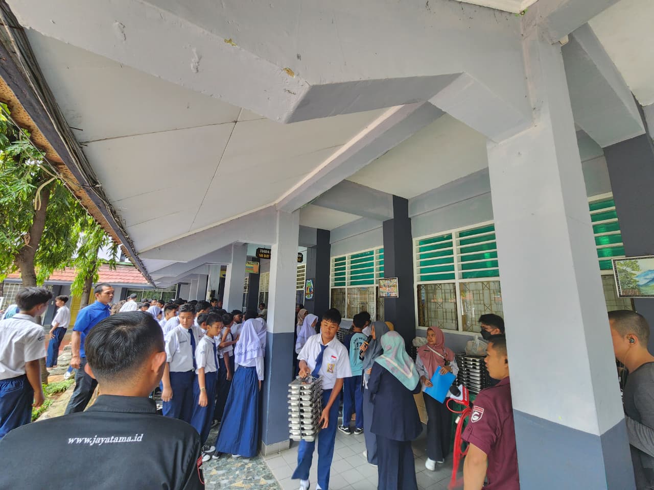 WhatsApp Image 2025-10-20 at 09.32.54 (1)